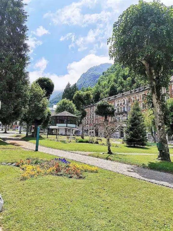 Apparemment Cheztony Vue Montagne Eaux-Bonne Gourette Apartment Exterior photo